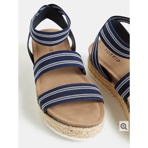 Torrid NAVY STRIPED ESPADRILLE FLATFORM (WW) Size